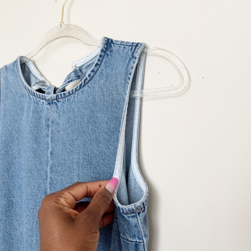 Backless denim dress - Picture 14 of 16